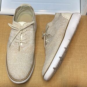 Lightweight Oxford knit cream comfort casual dress shoe